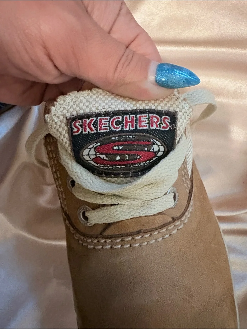 Skechers vintage lace